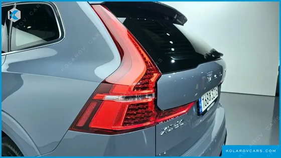 VOLVO XC60 B6 INSCIRTION