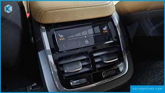 VOLVO XC60 B6 INSCIRTION