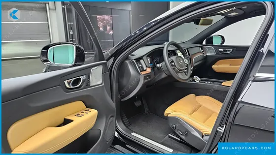 VOLVO XC60 B5 ULTIMATE BRIGHT