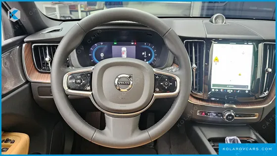 VOLVO XC60 B5 ULTIMATE BRIGHT