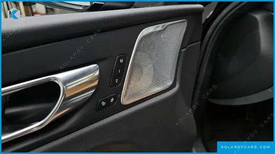 VOLVO XC60 B5 ULTIMATE BRIGHT