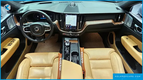 VOLVO XC60 B5 ULTIMATE BRIGHT