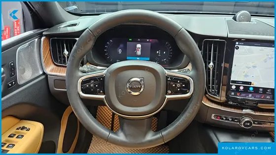 VOLVO XC60 B5 ULTIMATE BRIGHT