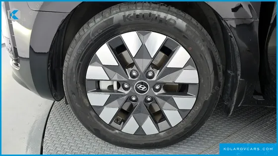 HYUNDAI STARIA NONE