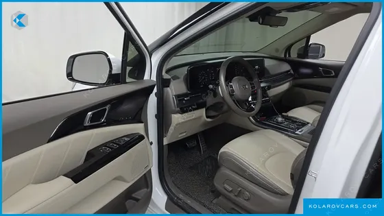 KIA CARNIVAL 9-SEATER HI-LIMOUSINE