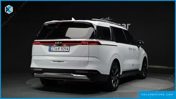 KIA CARNIVAL GASOLINE 7-SEATER SIGNATURE