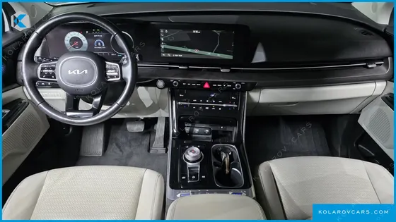 KIA CARNIVAL GASOLINE 7-SEATER SIGNATURE
