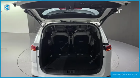 KIA CARNIVAL GASOLINE 7-SEATER SIGNATURE
