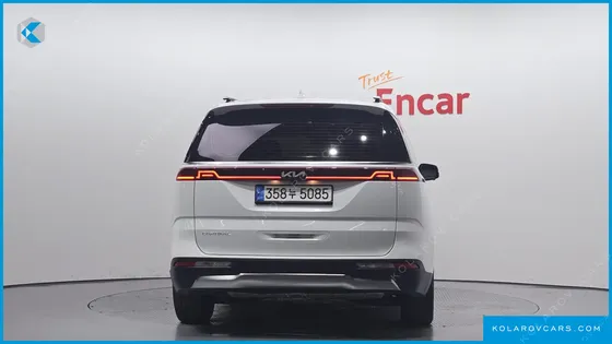 KIA CARNIVAL 9-SEATER SIGNATURE