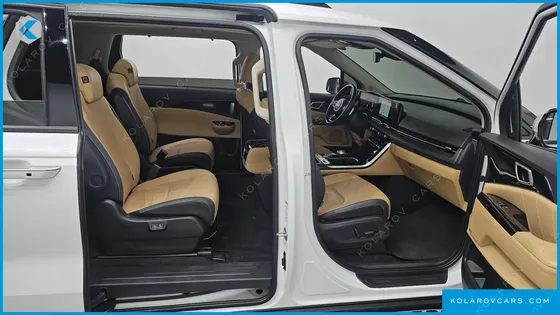 KIA CARNIVAL 9-SEATER SIGNATURE