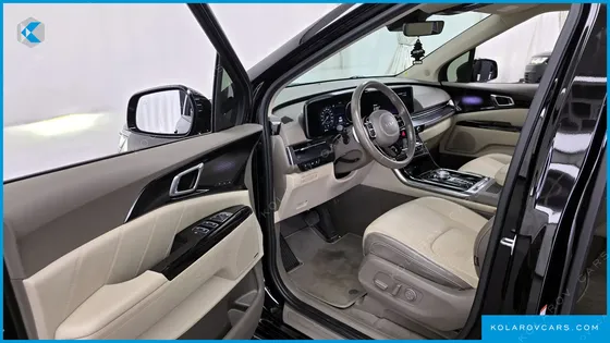 KIA CARNIVAL GASOLINE 9-SEATER HI-LIMOUSINE