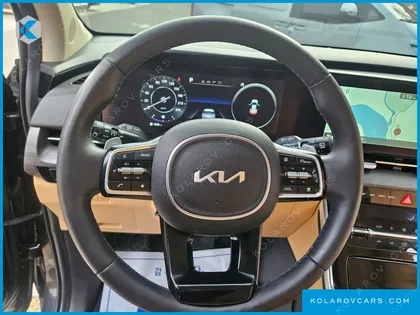 KIA CARNIVAL 9-SEATER SIGNATURE