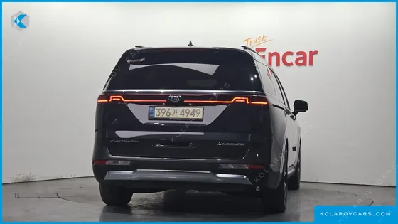 KIA CARNIVAL 7-SEATER SIGNATURE