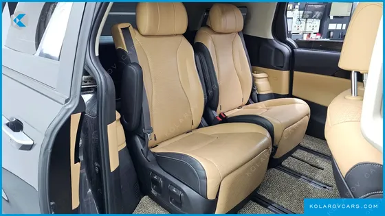 KIA CARNIVAL 7-SEATER SIGNATURE