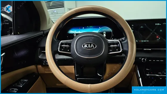 KIA CARNIVAL 7-SEATER SIGNATURE