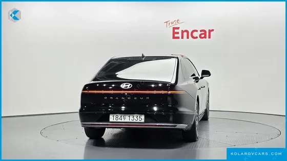 HYUNDAI GRANDEUR PREMIUM