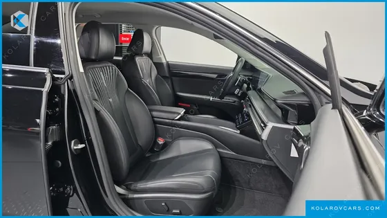 HYUNDAI GRANDEUR PREMIUM