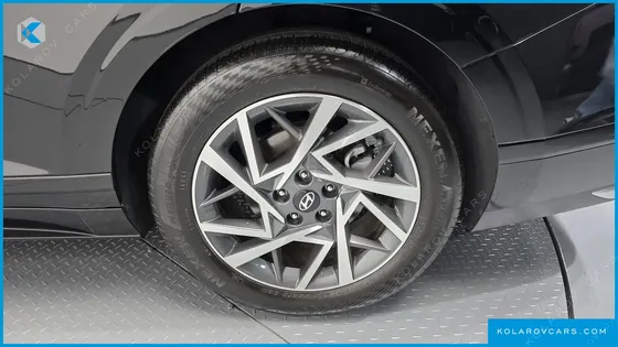 HYUNDAI GRANDEUR PREMIUM