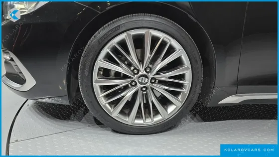HYUNDAI GRANDEUR 3.0 EXCLUSIVE