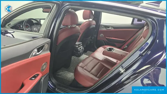 KIA STINGER 3.3 TURBO AWD