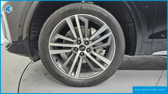 AUDI Q5 45 TFSI QUATTRO PREMIUM