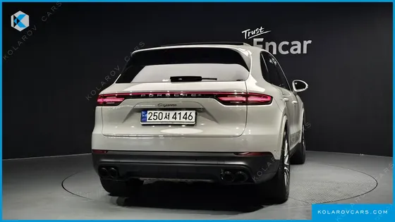 PORSCHE CAYENNE 3.0 PLATINUM EDITION