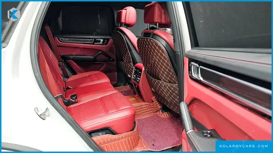 PORSCHE CAYENNE 3.0 PLATINUM EDITION