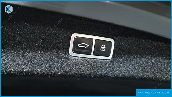 GENESIS G90 GASOLINE 3.5 TURBO AWD