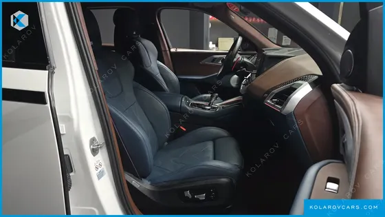 BMW XM 4.4