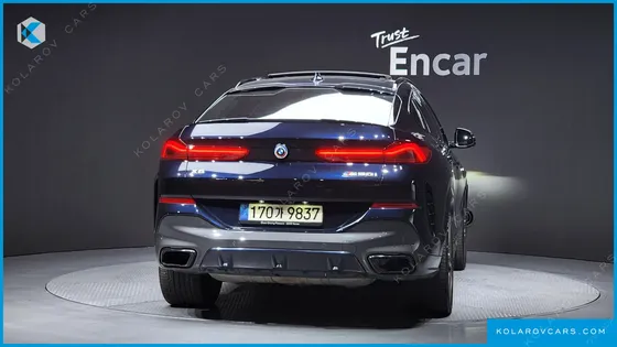 BMW X6 M50I