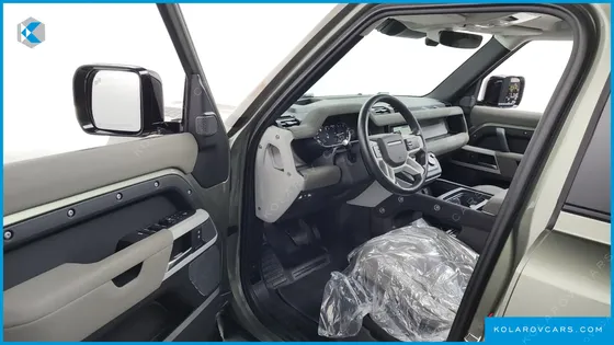 LAND ROVER DEFENDER 110 D250 SE