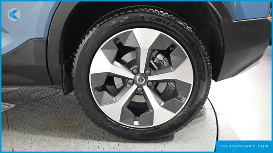 VOLVO XC40 B4 ULTIMATE BRIGHT