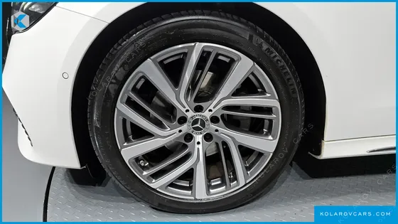 MERCEDES E-CLASS E220D 4MATIC EXCLUSIVE