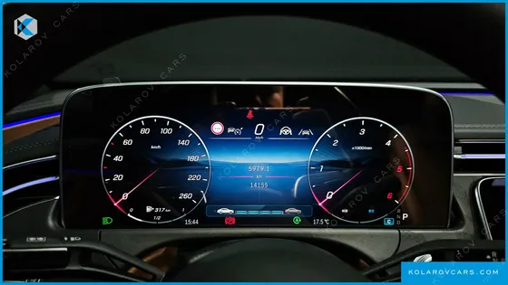 MERCEDES E-CLASS E220D 4MATIC EXCLUSIVE