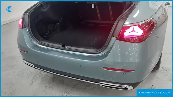 MERCEDES E-CLASS E200 AVANTGARDE