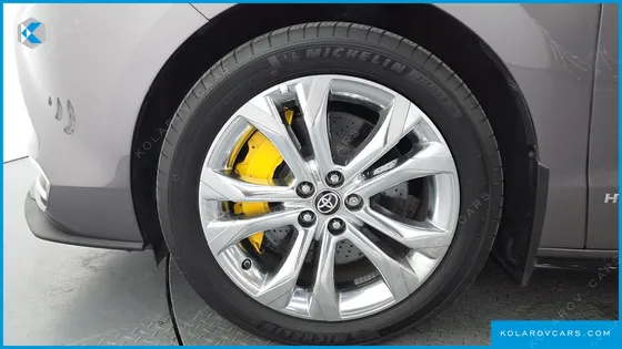 TOYOTA SIENNA 2.5 HYBRID 2WD