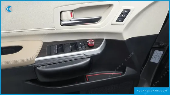 TOYOTA SIENNA 2.5 HYBRID 2WD