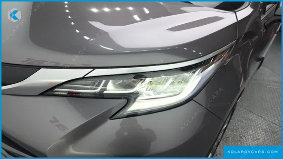 TOYOTA SIENNA 2.5 HYBRID 2WD