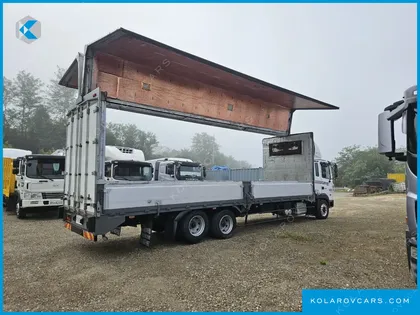HYUNDAI MEGA TRUCK GOLD