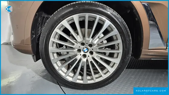BMW X7 XDRIVE 30D DESIGN PURE EXCELLENT 6-SEATER