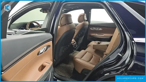GENESIS GV70 2.5T GASOLINE 2WD