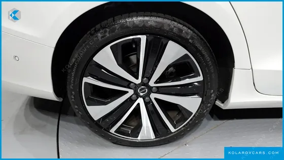 VOLVO S60 B5 ULTIMATE BRIGHT