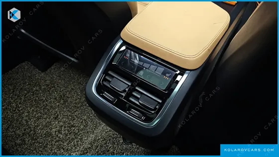 VOLVO XC90 B6 INSCRIPTION