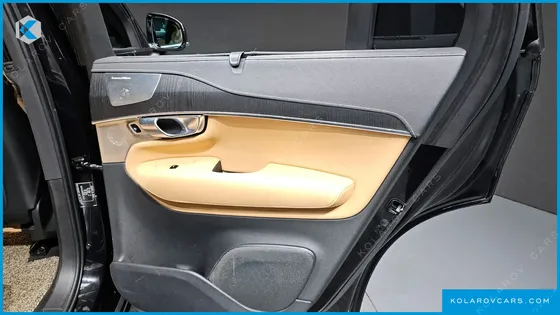 VOLVO XC90 B6 INSCRIPTION