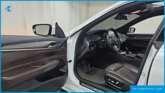 BMW GRAN TURISMO (GT) 620D M SPORT