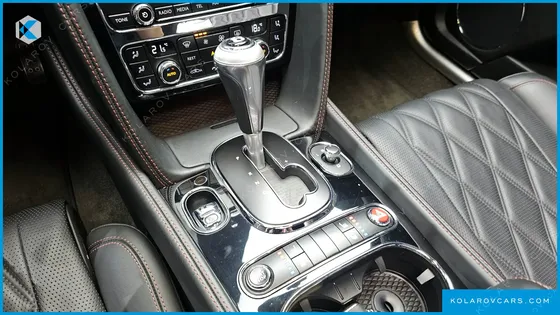 BENTLEY FLYING SPUR 4.0
