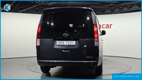 HYUNDAI STARIA CARGO 5-SEATER