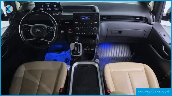 HYUNDAI STARIA CARGO 5-SEATER