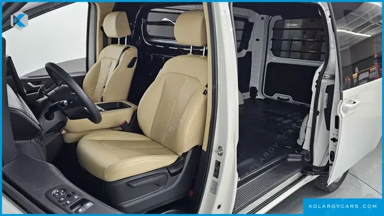 HYUNDAI STARIA CARGO 3-SEATER