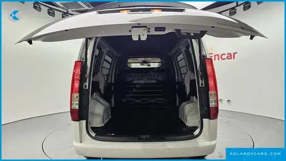 HYUNDAI STARIA CARGO 3-SEATER